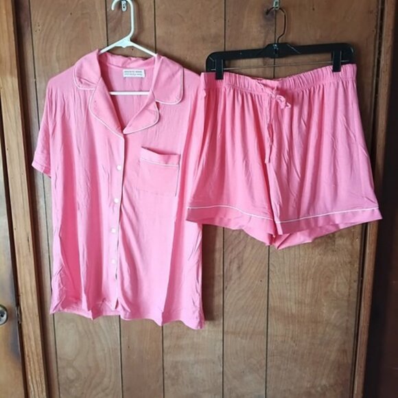 Discount Divas Women's Coral Pink Pj Set Top Shorts Pajamas Size XL NWT - Picture 2 of 4